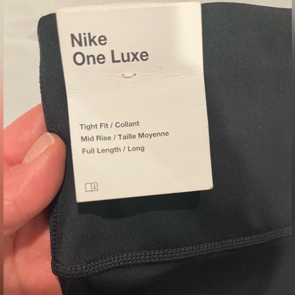 4 pairs of Nike leggings - Picture 5 of 9